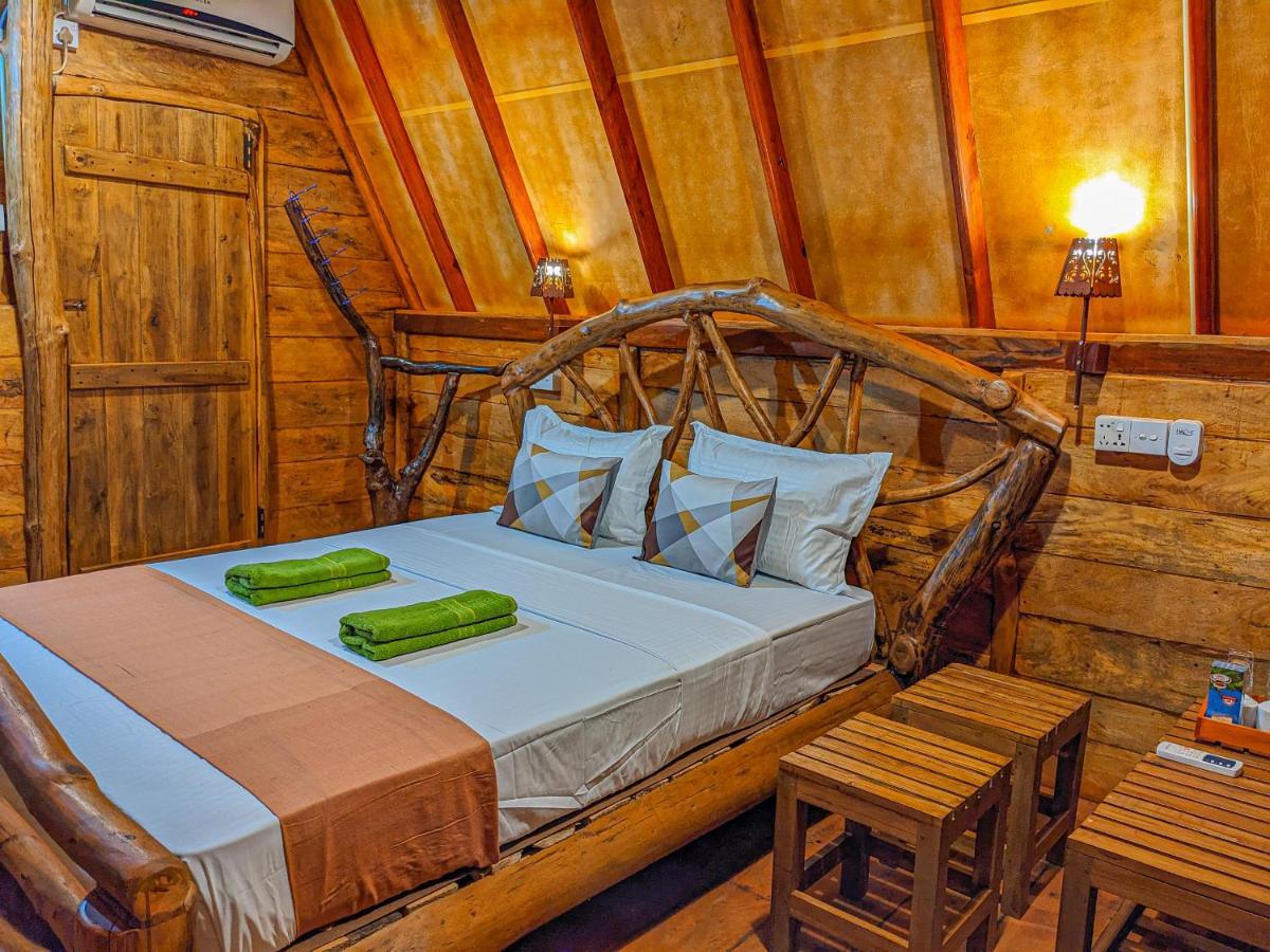 Wooden Cabana Szigirija Kültér fotó