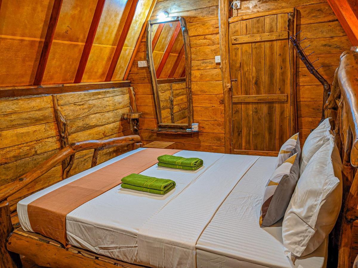 Wooden Cabana Szigirija Kültér fotó