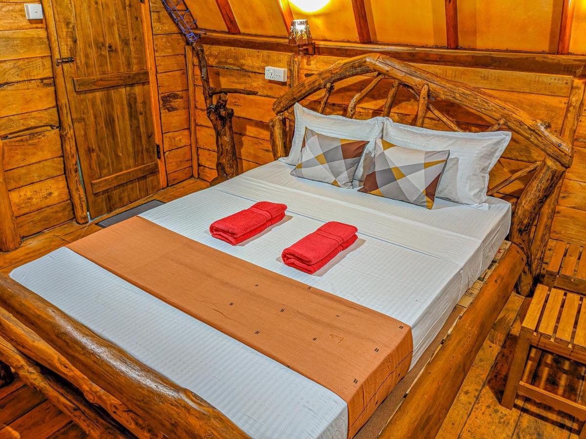 Wooden Cabana Szigirija Kültér fotó