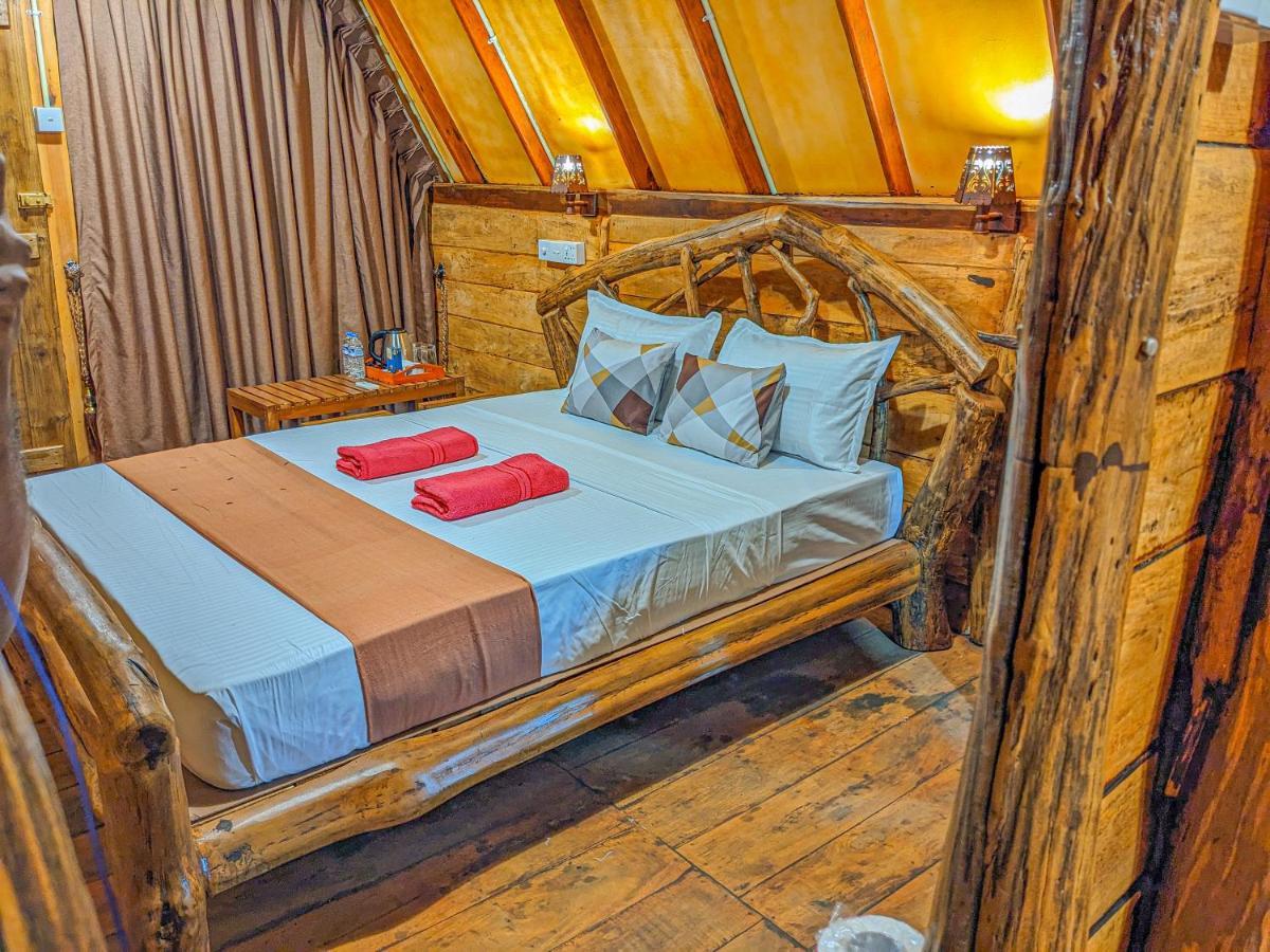 Wooden Cabana Szigirija Kültér fotó