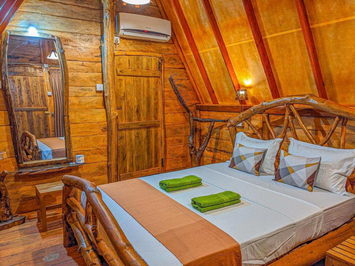 Wooden Cabana Szigirija Kültér fotó